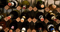 Cellier garni de vins mill&eacute;sim&eacute;s 
